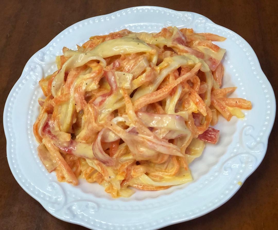 胡萝卜蟹柳丝温沙拉【健康小食】