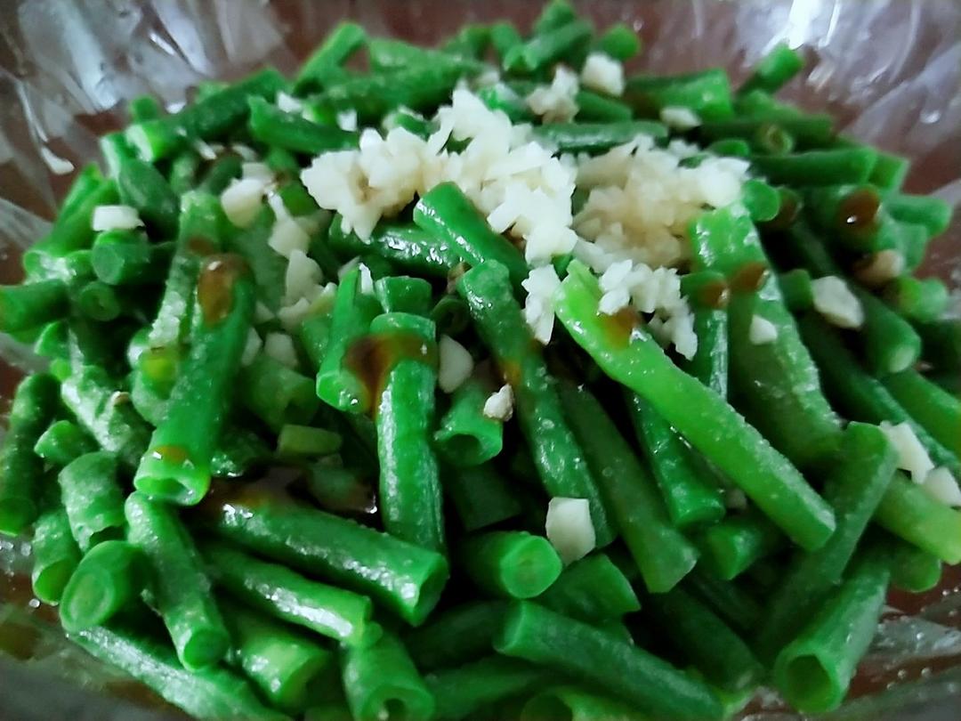 苏溪音做的健康少油蒜泥拌长豆(豇豆)