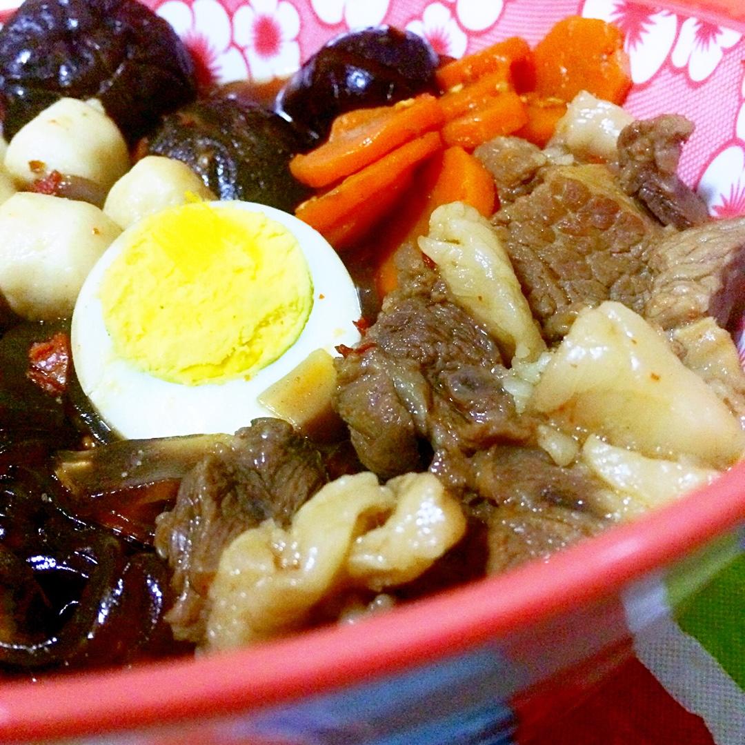 【牛肉砂锅】