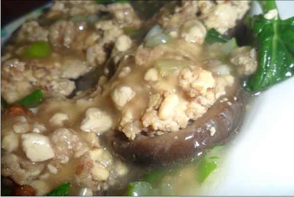 豆腐肉末酿香菇