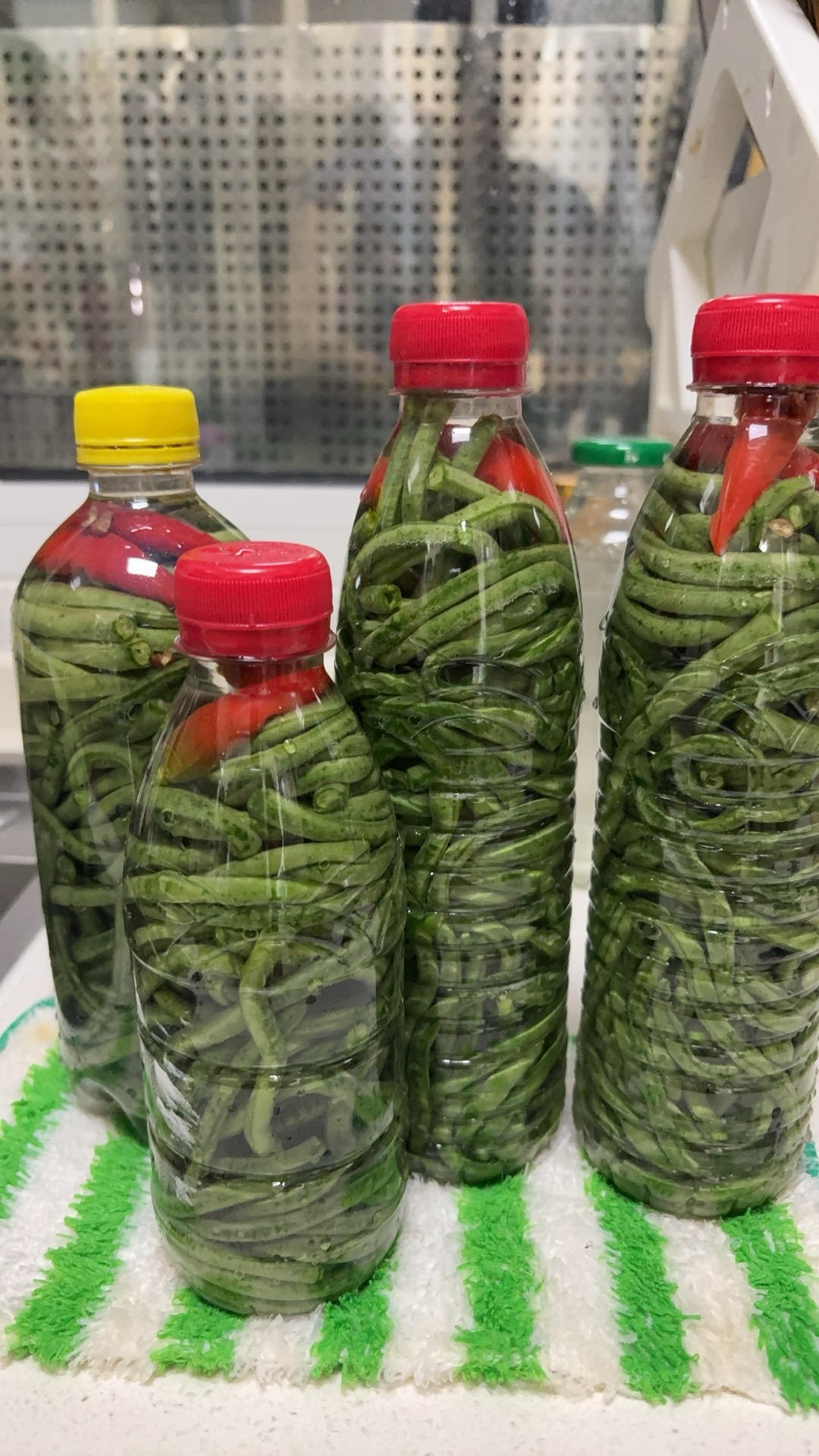 腌制酸豆角最简单的方法