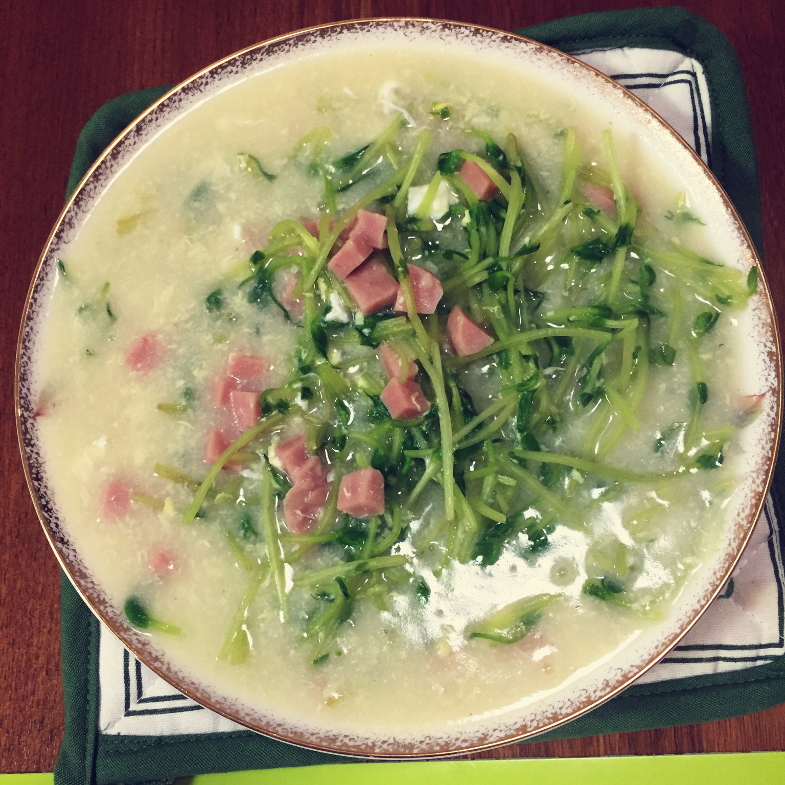 清素青菜钵