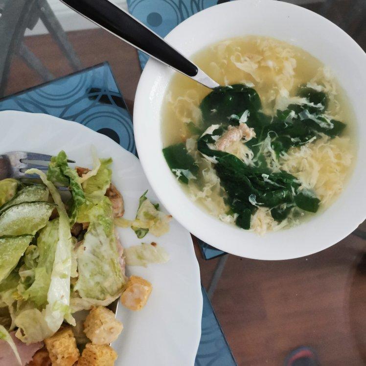 鲜蛋花菠菜汤