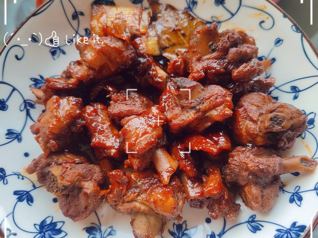 传统正宗的啤酒鸭配方和做法，鲜嫩香浓，只需炒千万不要焯水