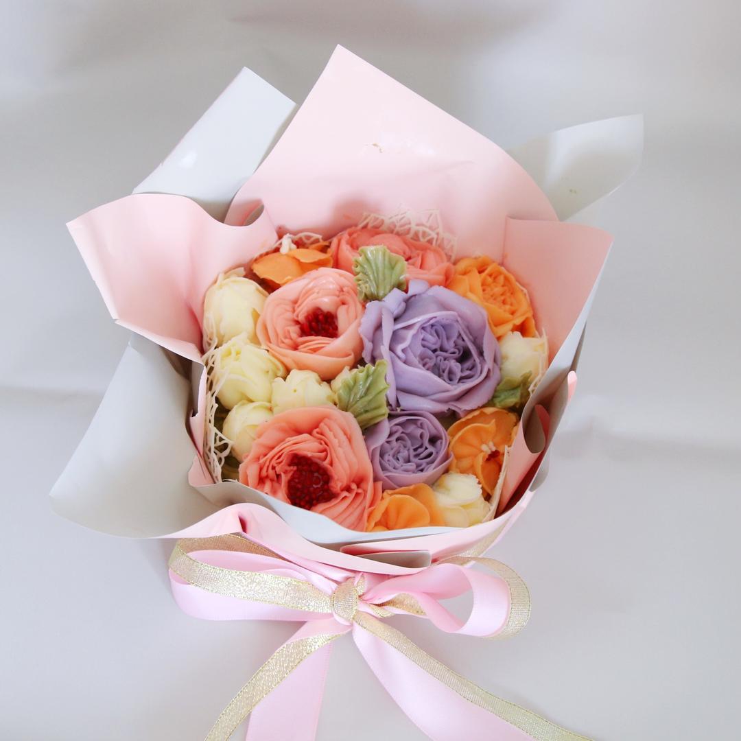 最爱最爱饭饭菜菜做的浪漫韩式裱花花束蛋糕(4种新花型)