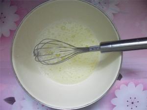 电饭锅之★戚风蛋糕的做法 步骤3
