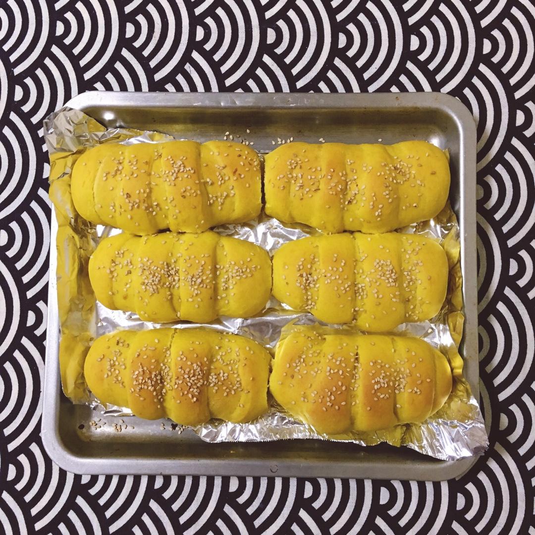 南瓜全麦肉松卷