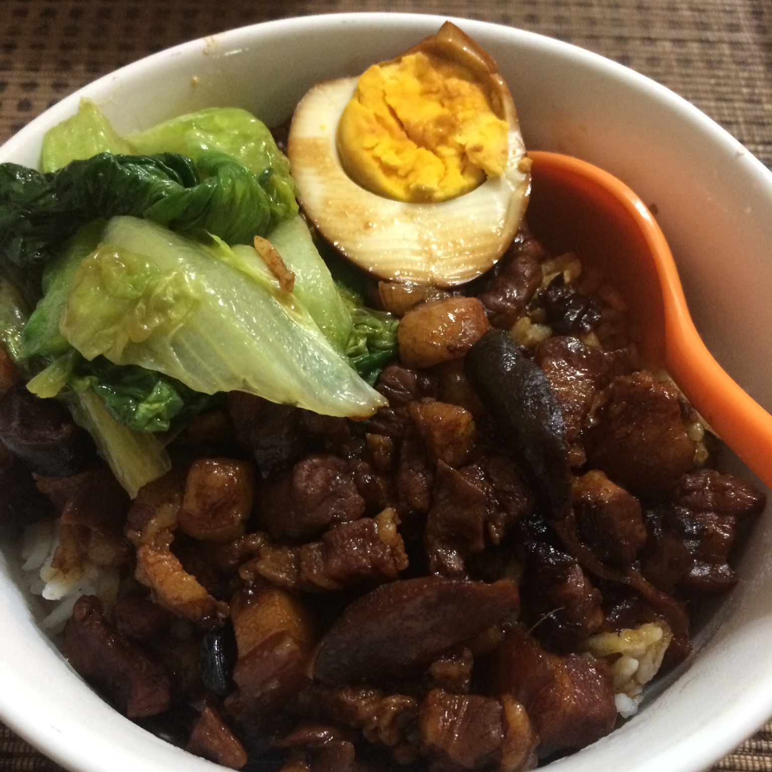 台湾卤肉饭