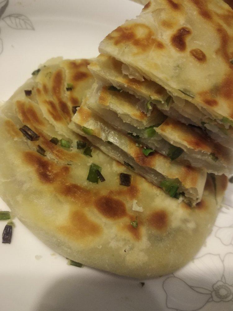 葱油饼（附外酥里嫩的技巧）