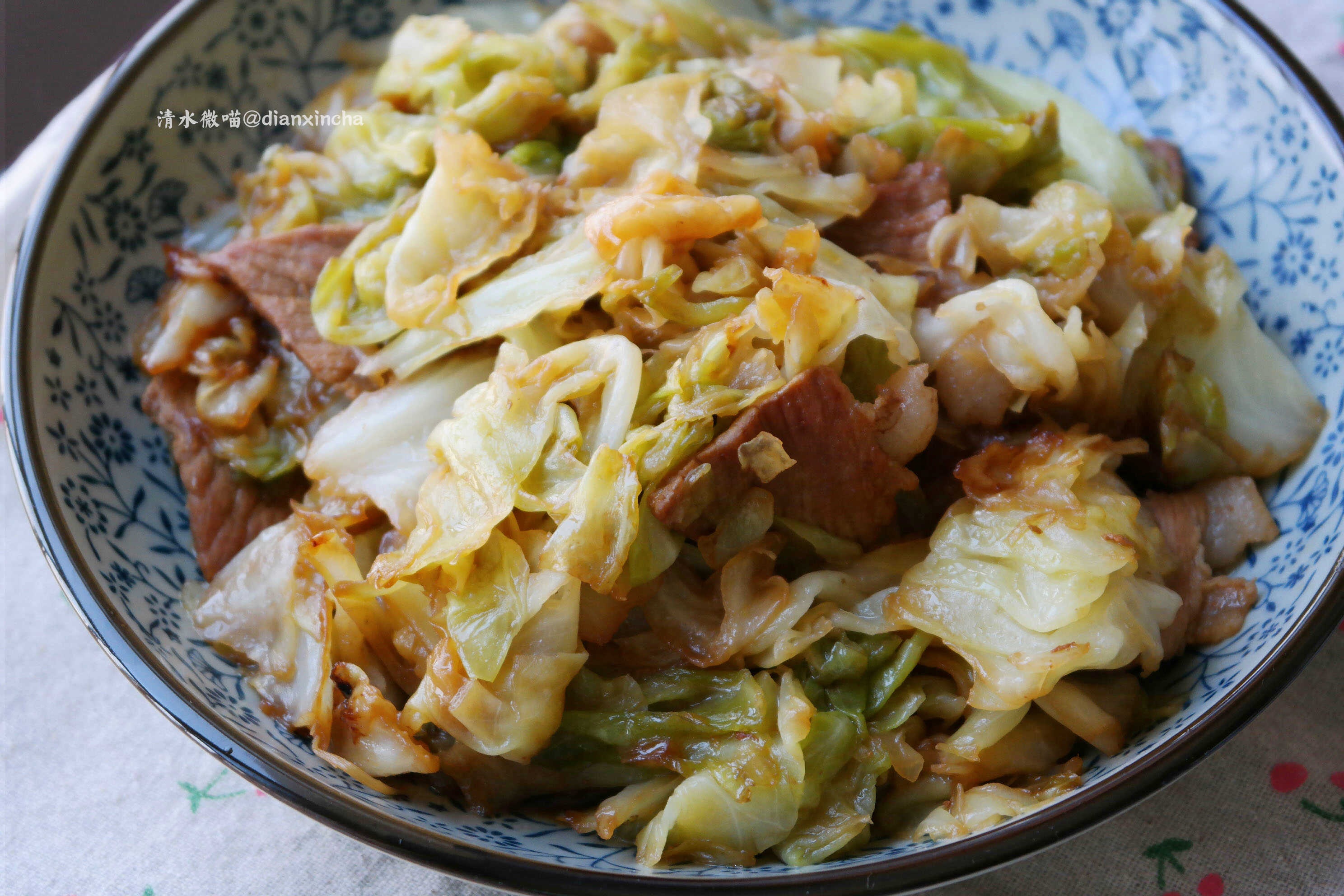 阿婆手撕包菜