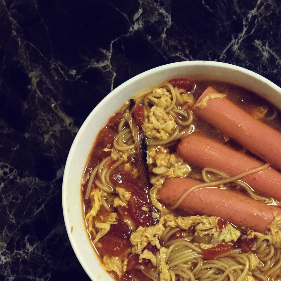 简单早饭西红柿鸡蛋挂面
