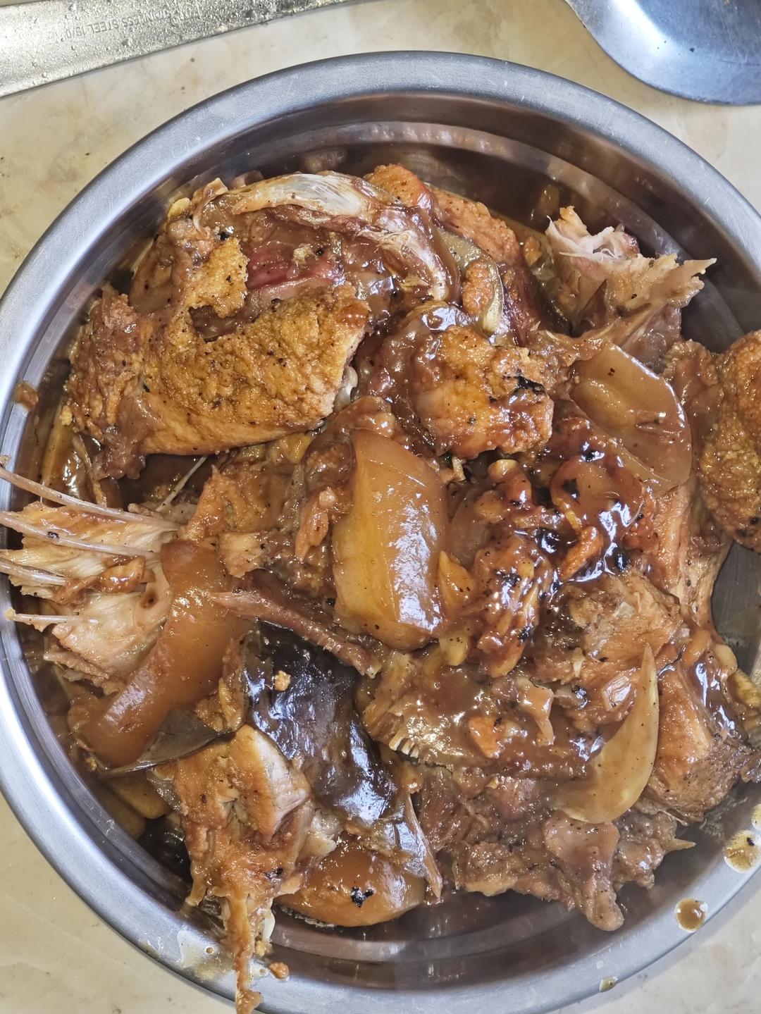 铁锅炖鲜鲅鱼（鲅鱼最快手最好吃的做法）