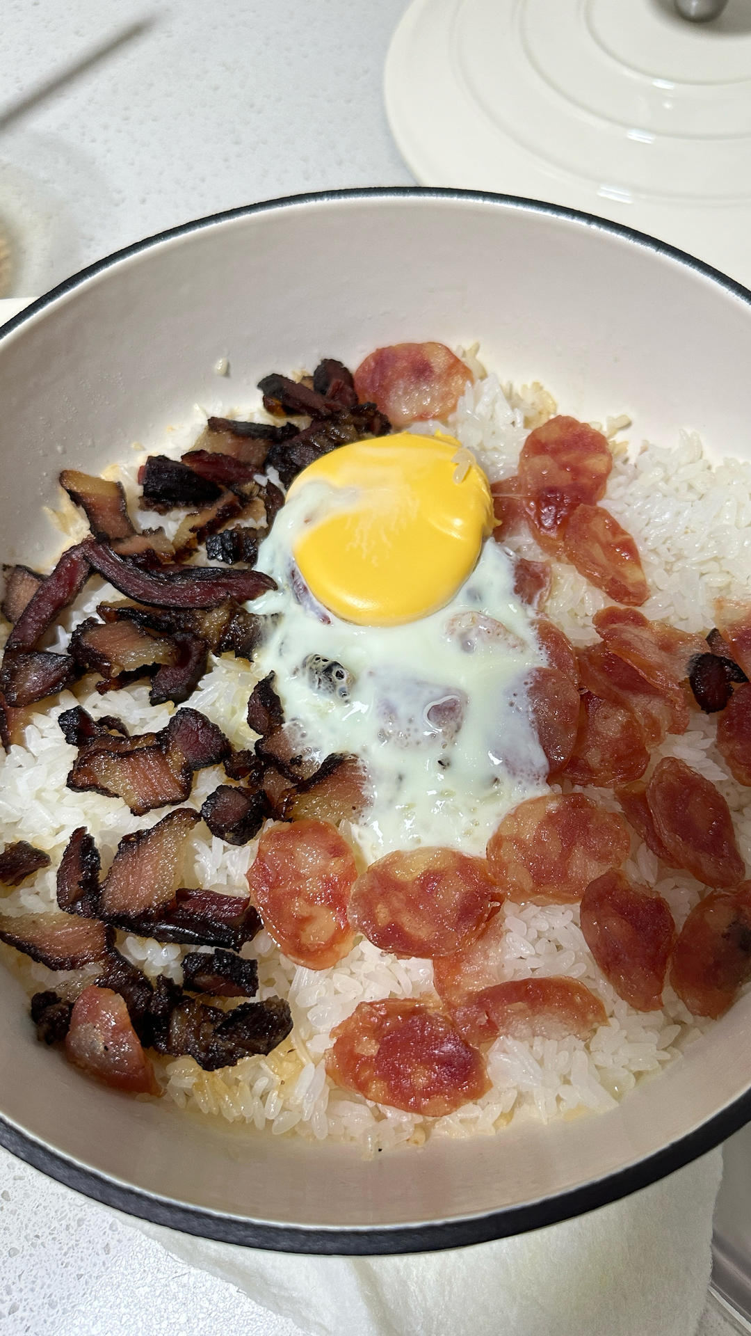 腊味煲仔饭，20分钟饭菜同出