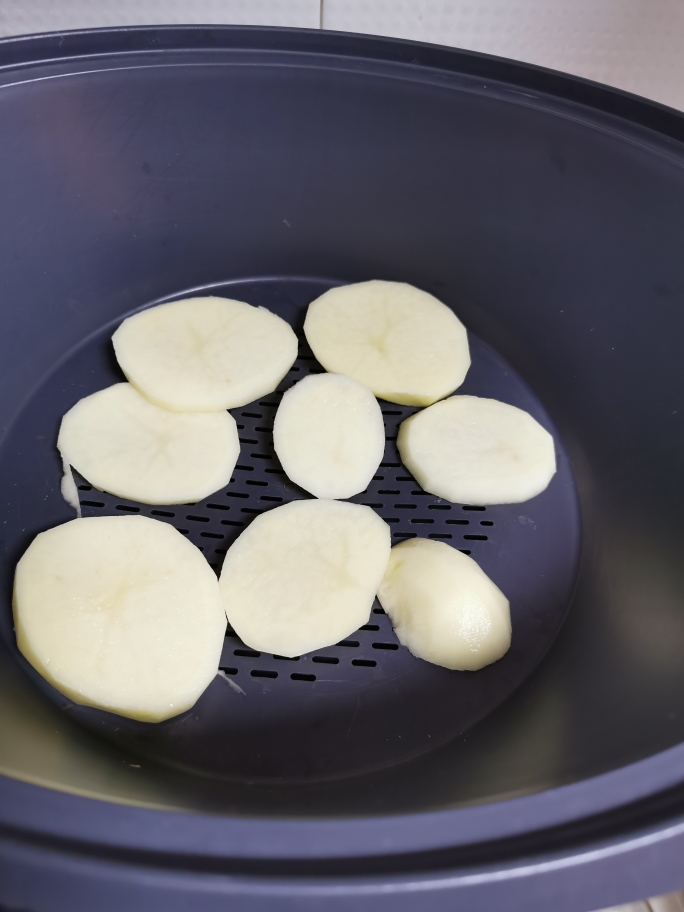咸香土豆小餐包的做法 步骤1