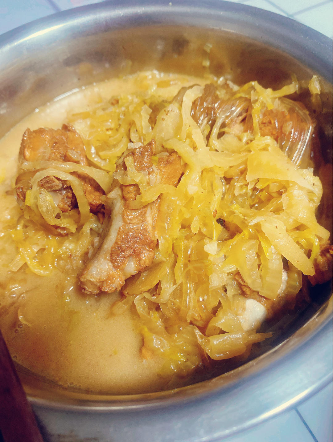 东北酸菜炖排骨