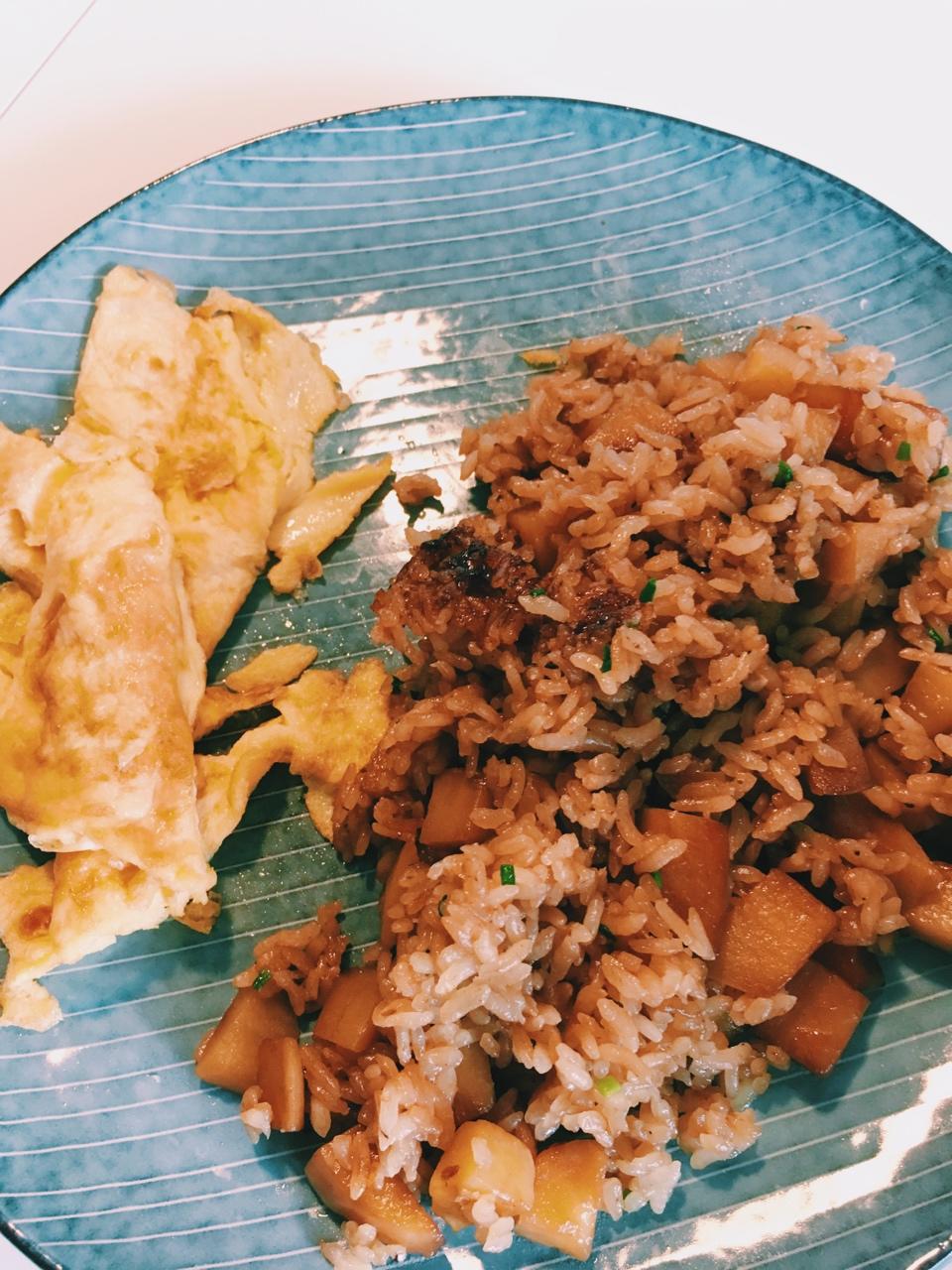 土豆焖饭（电饭锅版）