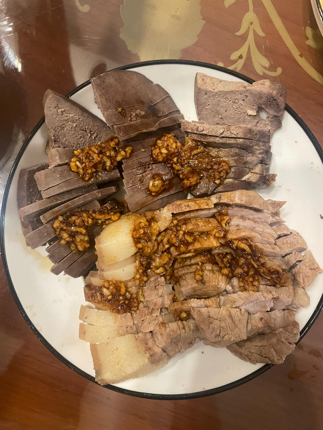 蒜泥白肉的做法