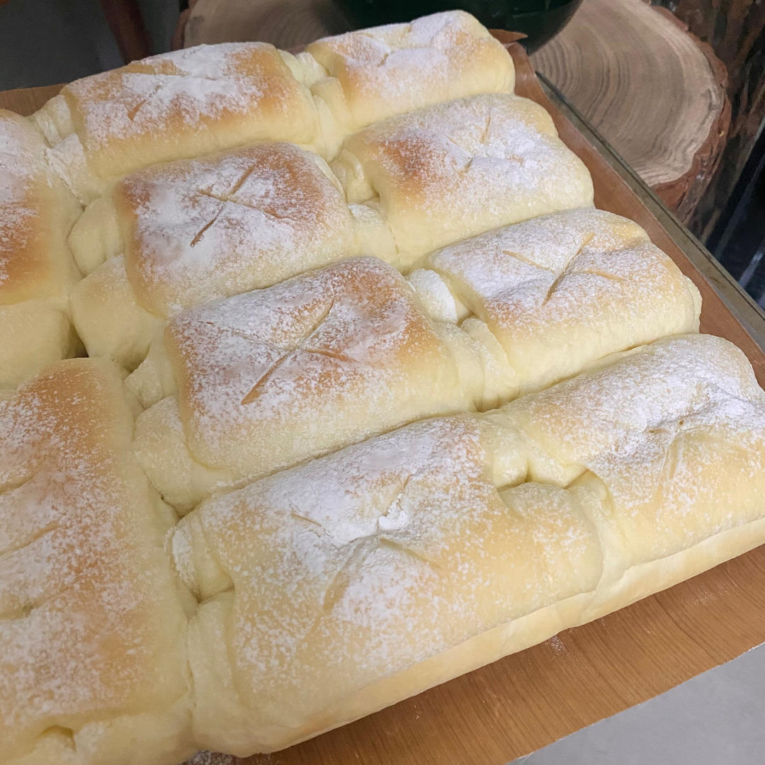 软到不知所措的牛奶卷