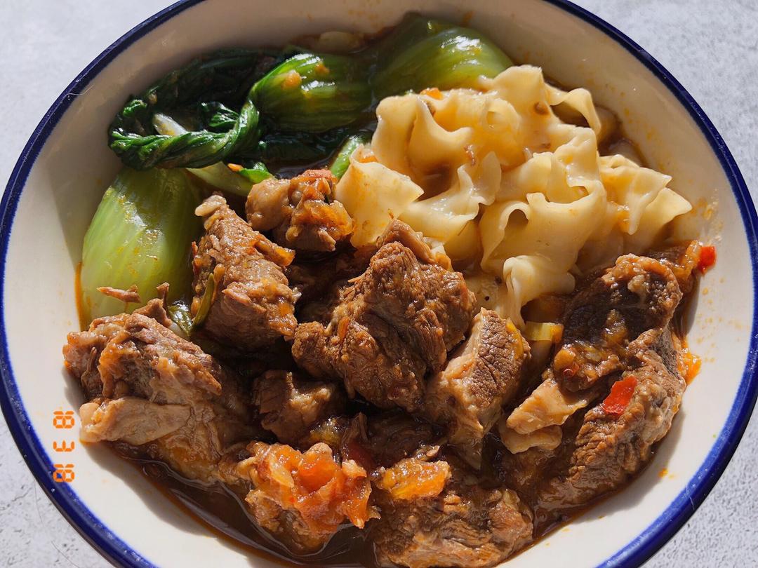 番茄牛腩面