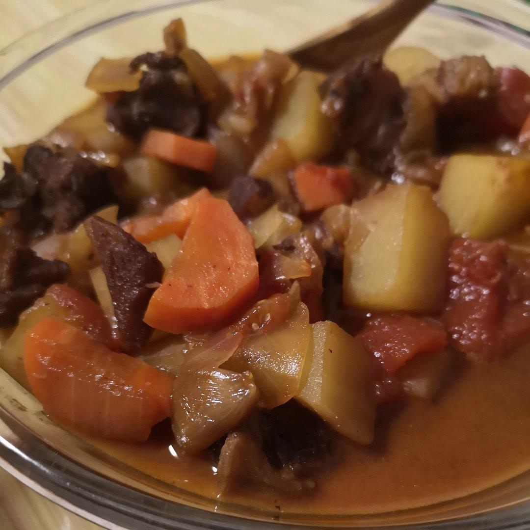 一个话唠包教包会的香浓红烩牛腩