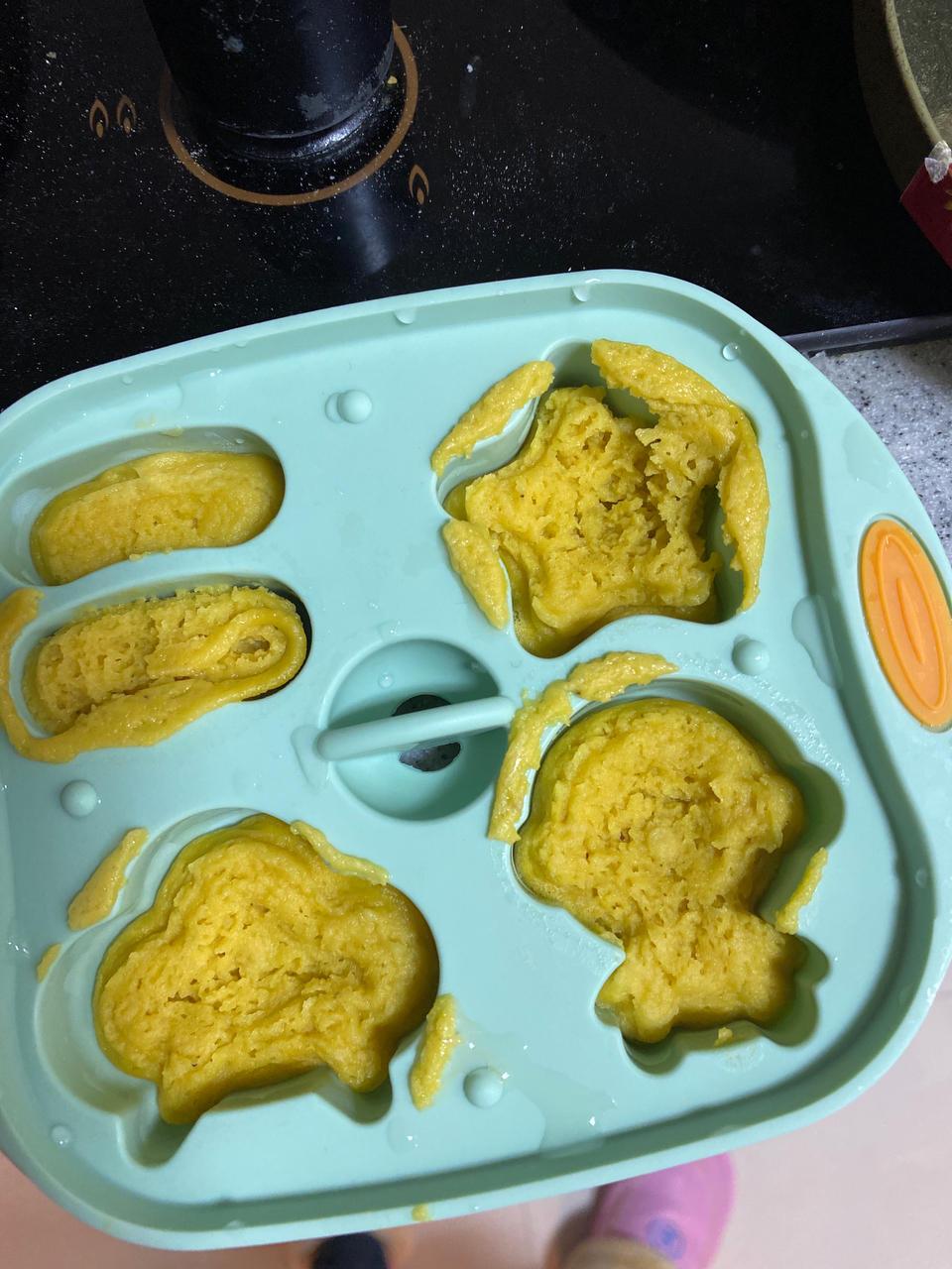 宝宝辅食:苹果红枣蒸糕