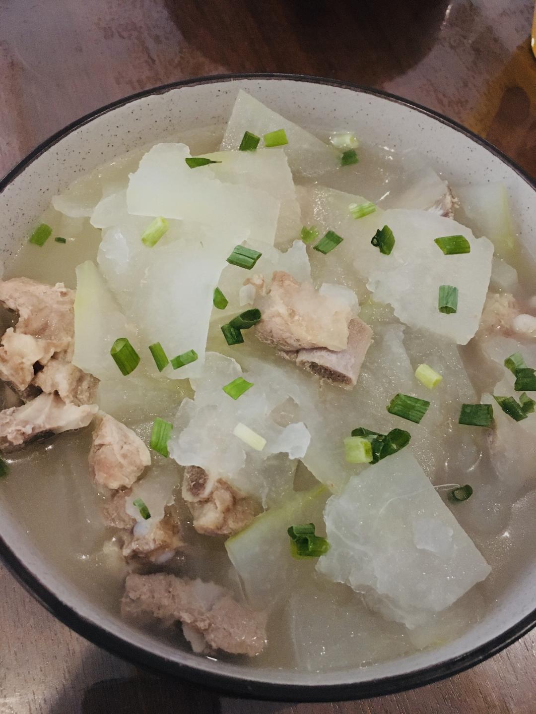 入门级冬瓜排骨汤