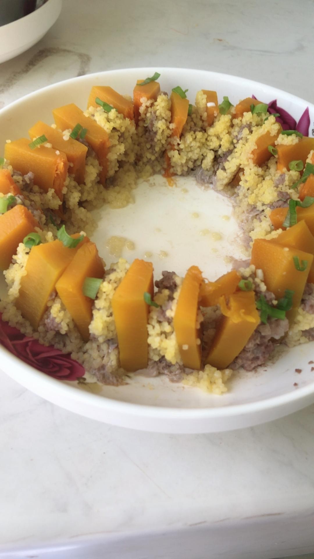 南瓜小米蒸肉的做法