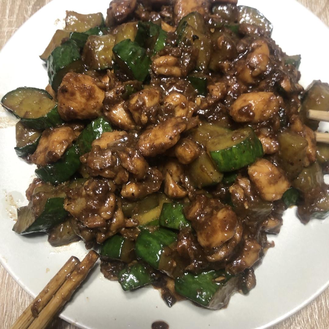 酱爆鸡丁