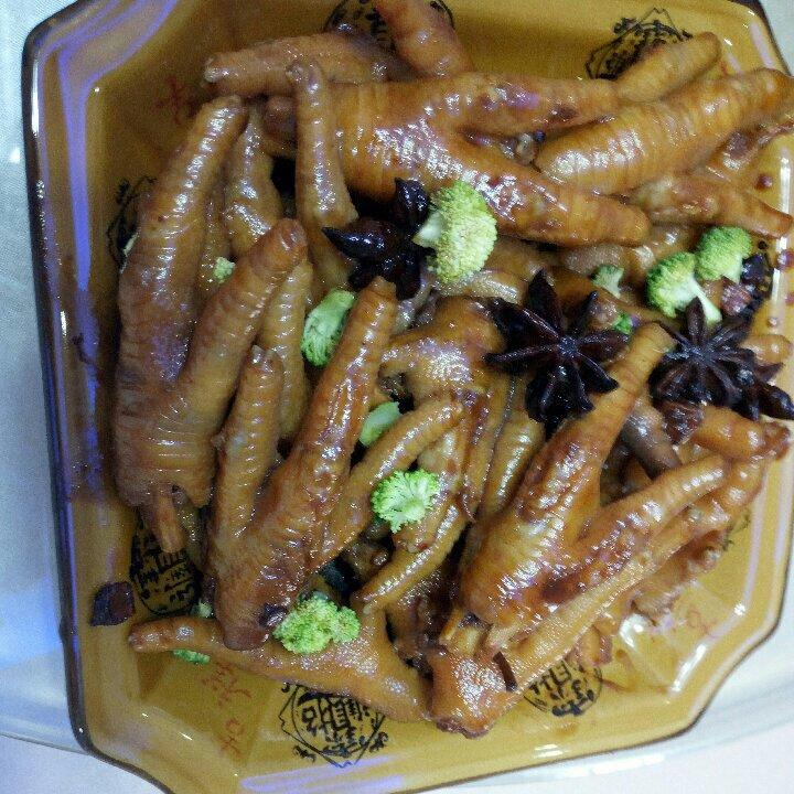秘制红烧鸡爪