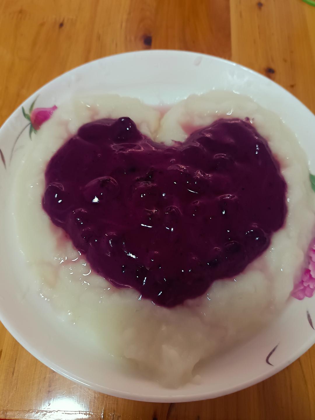 奶香蓝莓山药泥