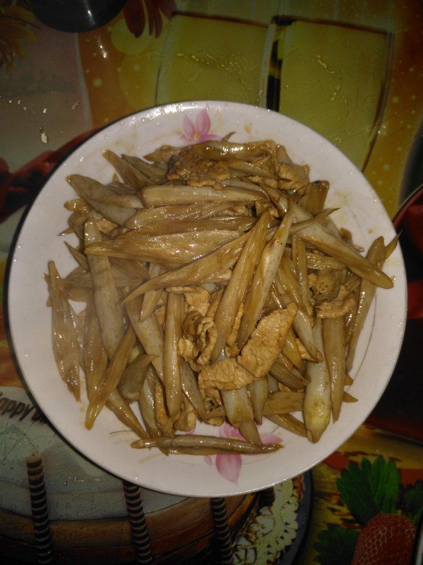 清炒藕带