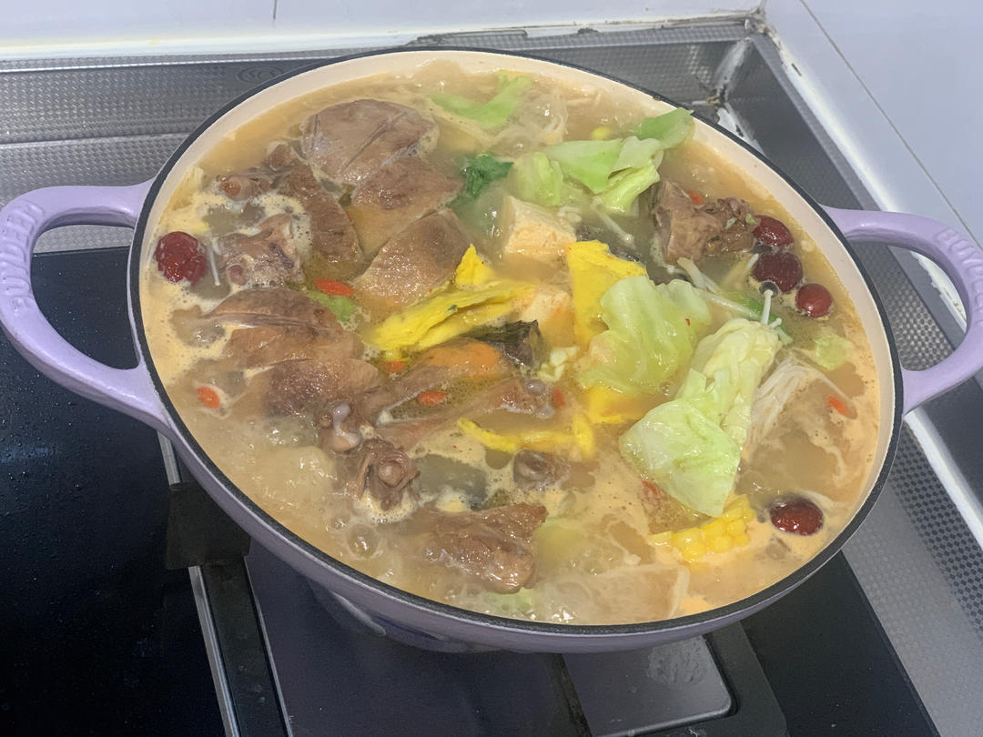槐花丸子【3月北鼎珐琅铸铁锅食谱】