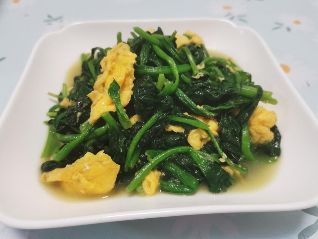 菠菜炒鸡蛋