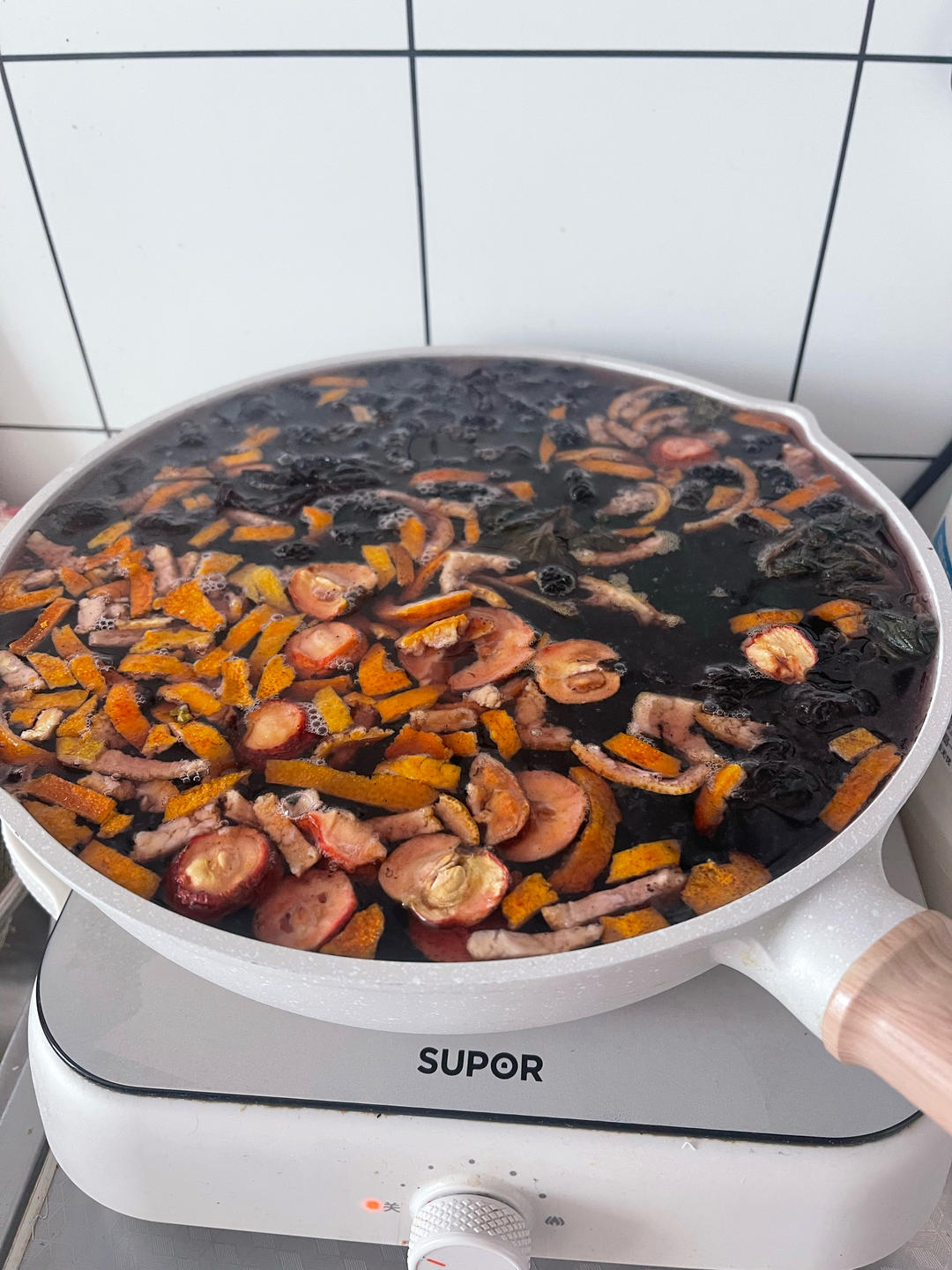 厨师长用了19年的古法酸梅汤配方，桌桌必点！附详细熬法和诀窍！