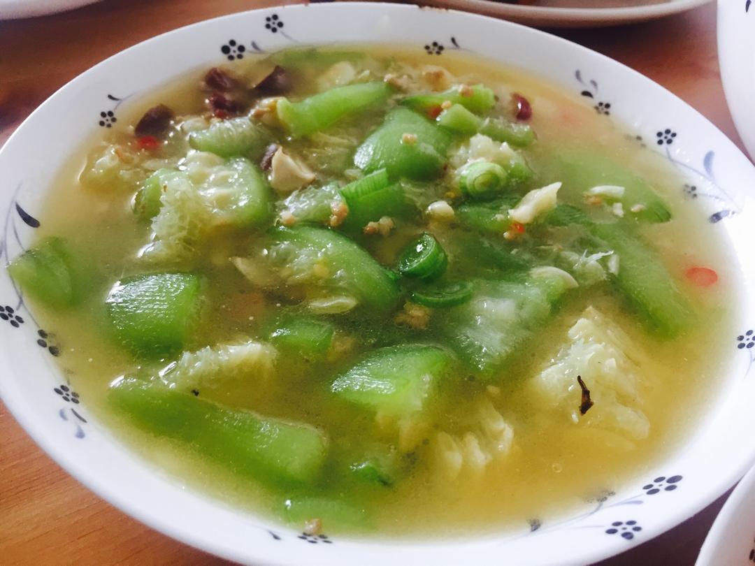 如何超出嫩绿的丝瓜