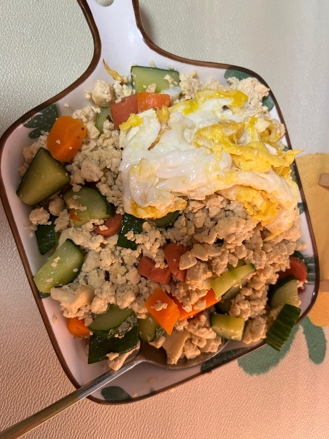 减脂餐——鲜到飞起的豆腐无米蛋炒饭