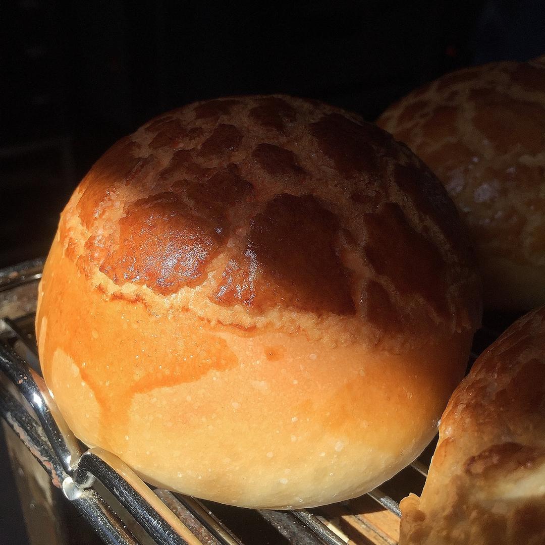 奶油菠萝包 Sweet Pineapple Bread