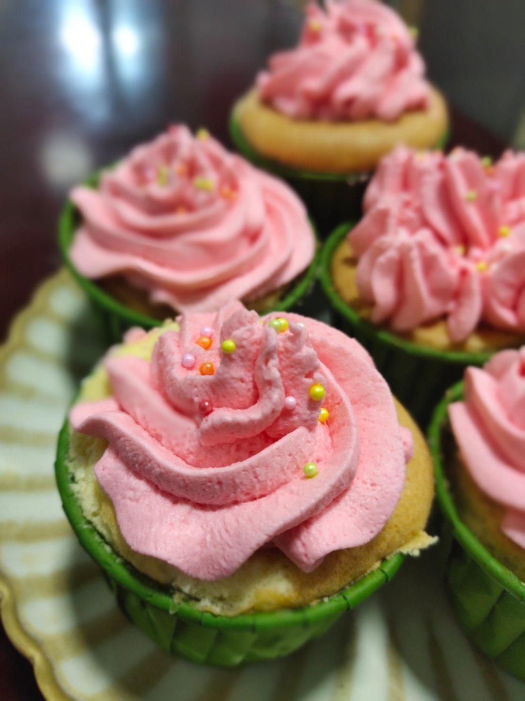 奶油戚风杯子蛋糕