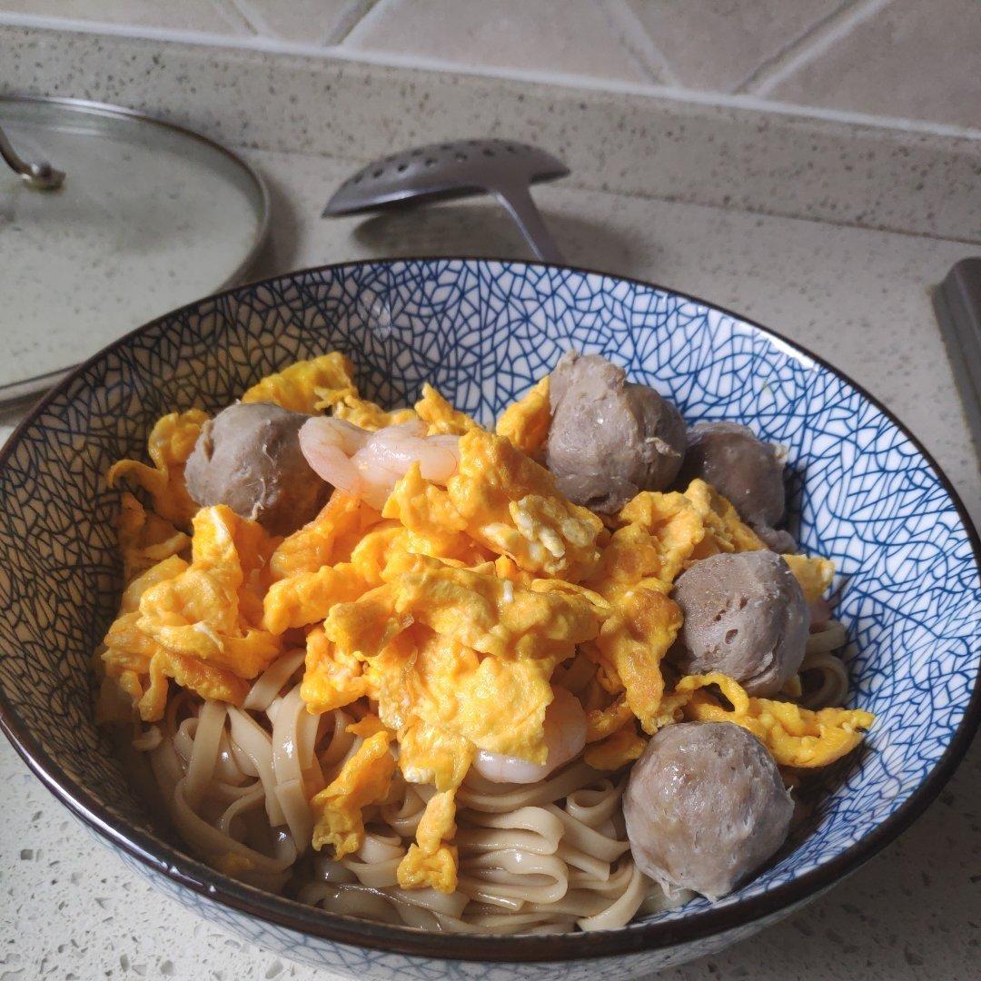 10分钟搞定的一碗葱油拌面