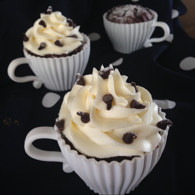 古典巧克力cupcake配马斯卡彭奶油霜