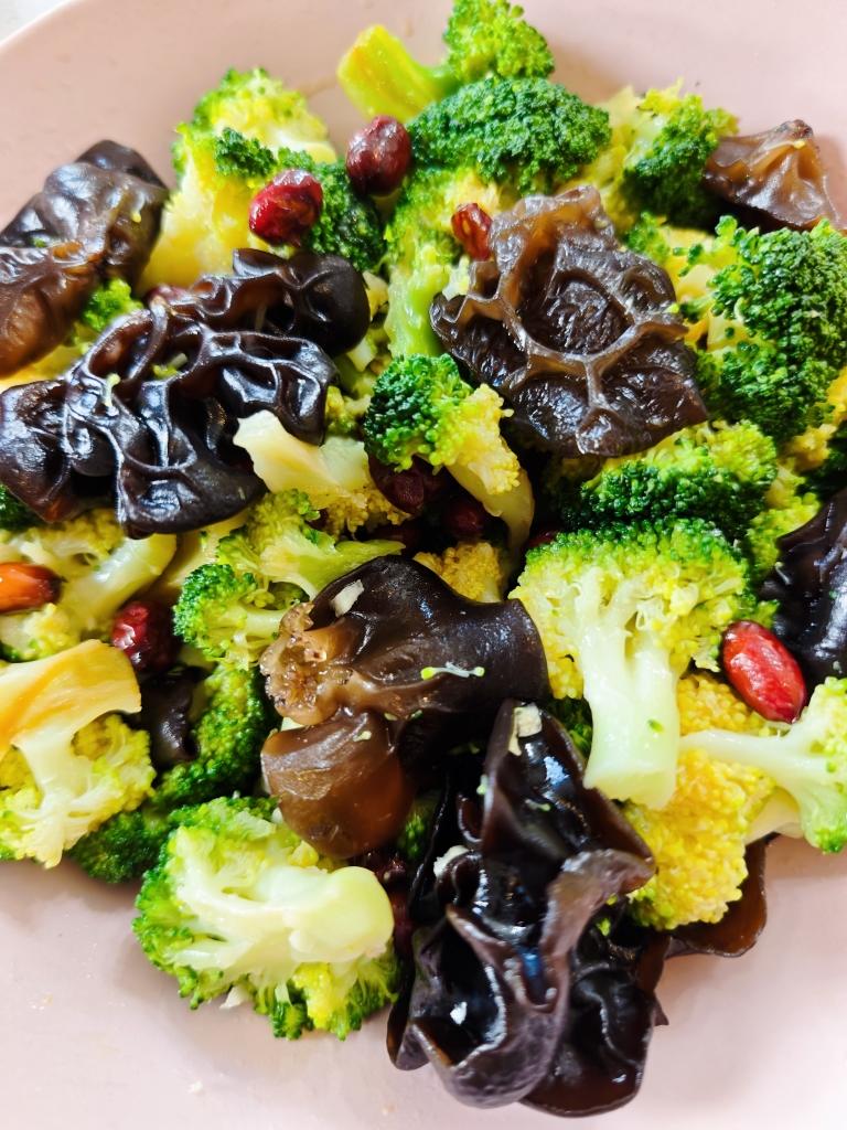 100道家常菜之凉拌西兰花🥦木耳