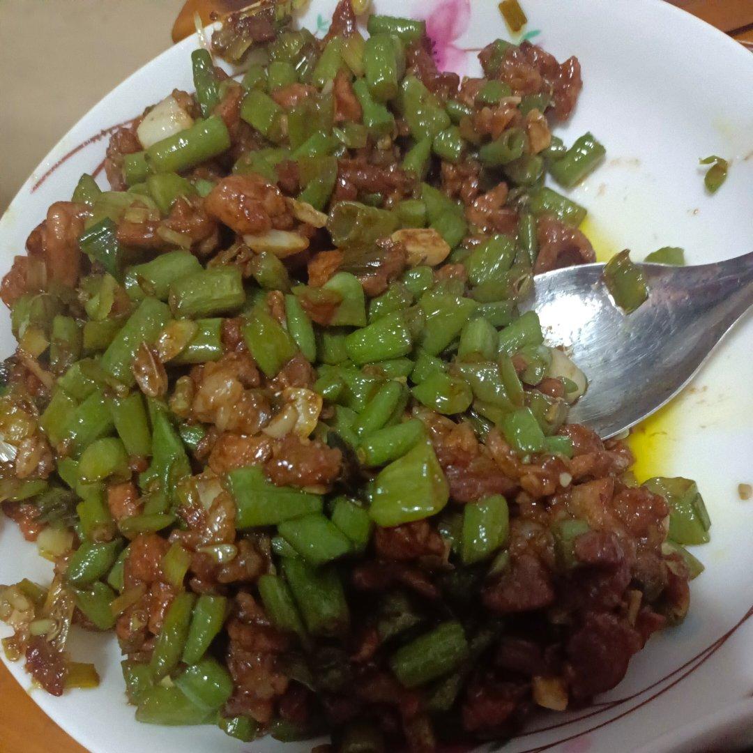 肉沫豆角下饭菜