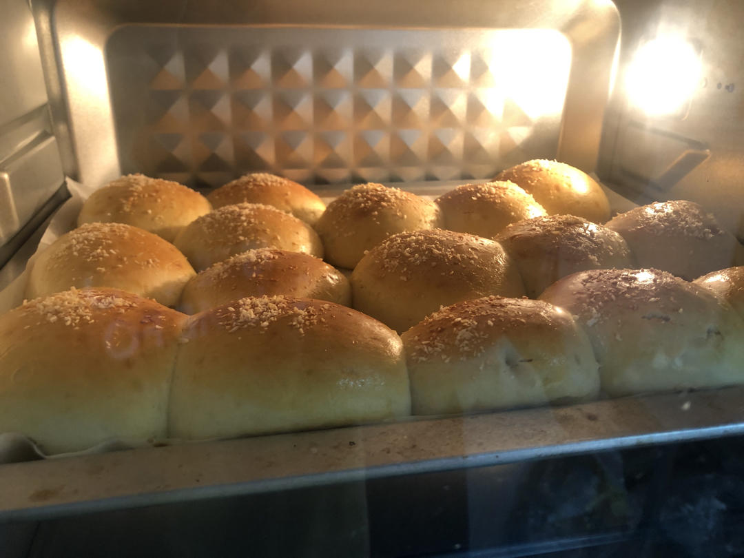 🥛超简单快手，柔软拉丝，一次发酵，牛奶小餐包