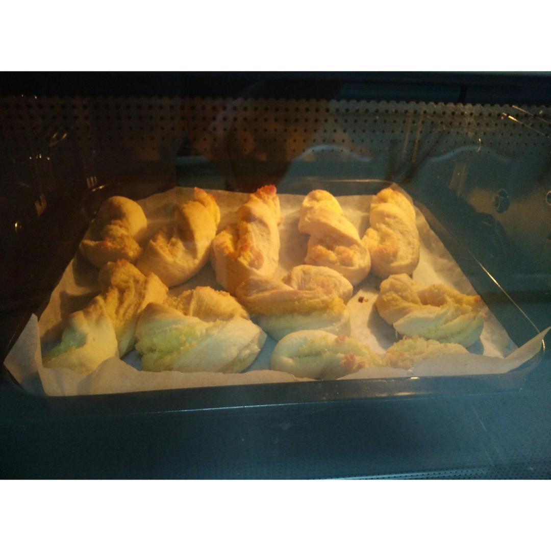 椰蓉面包棒 | 附自制椰蓉馅 两种整形方法