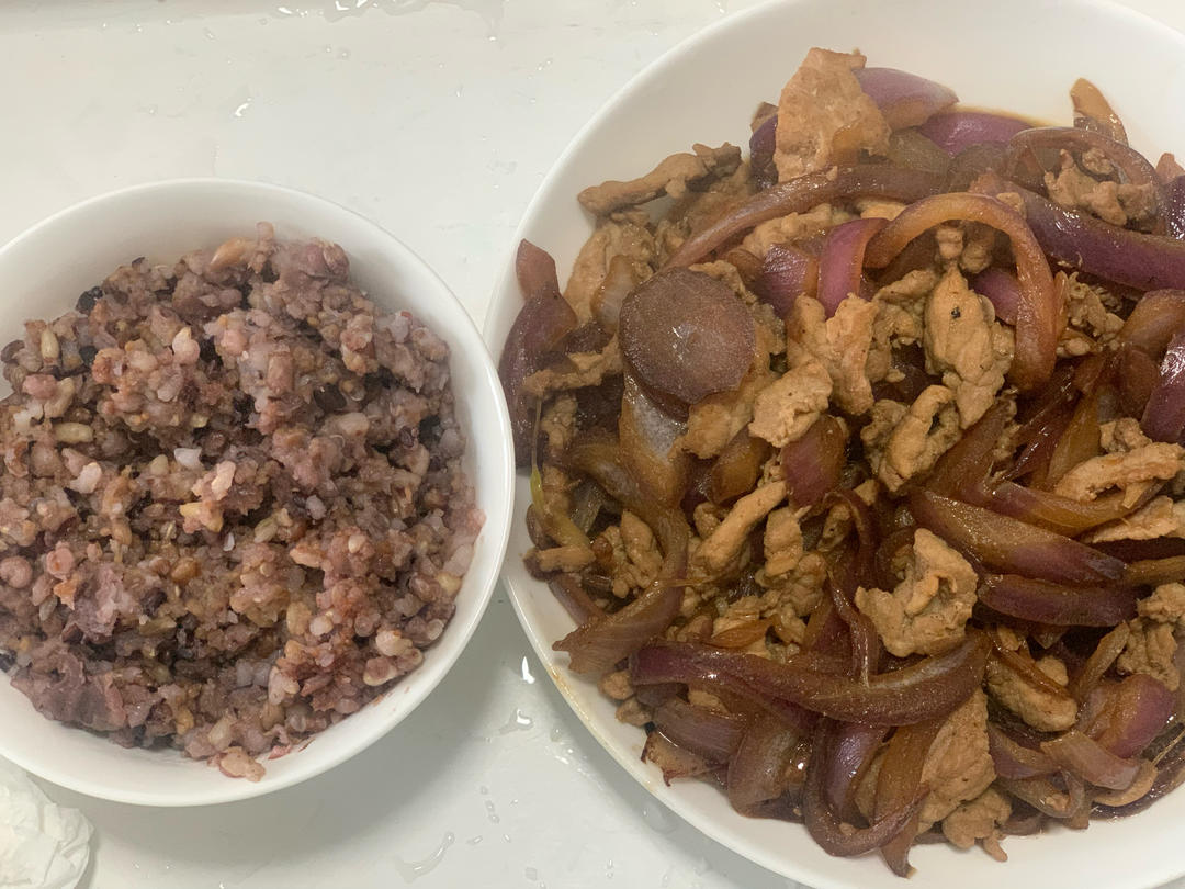 洋葱炒肉（宝宝爱吃）