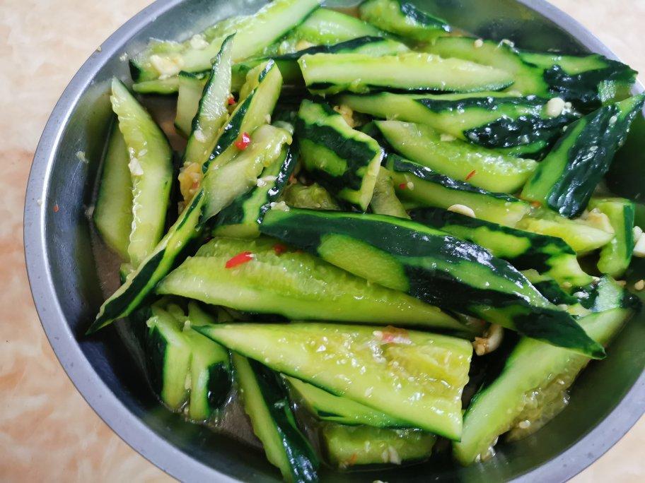 赞不绝口拍黄瓜🥒