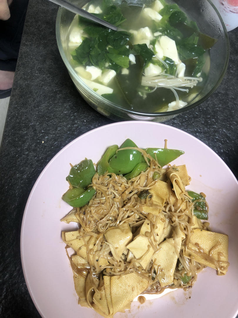 尖椒炒豆皮➕灵魂汤汁