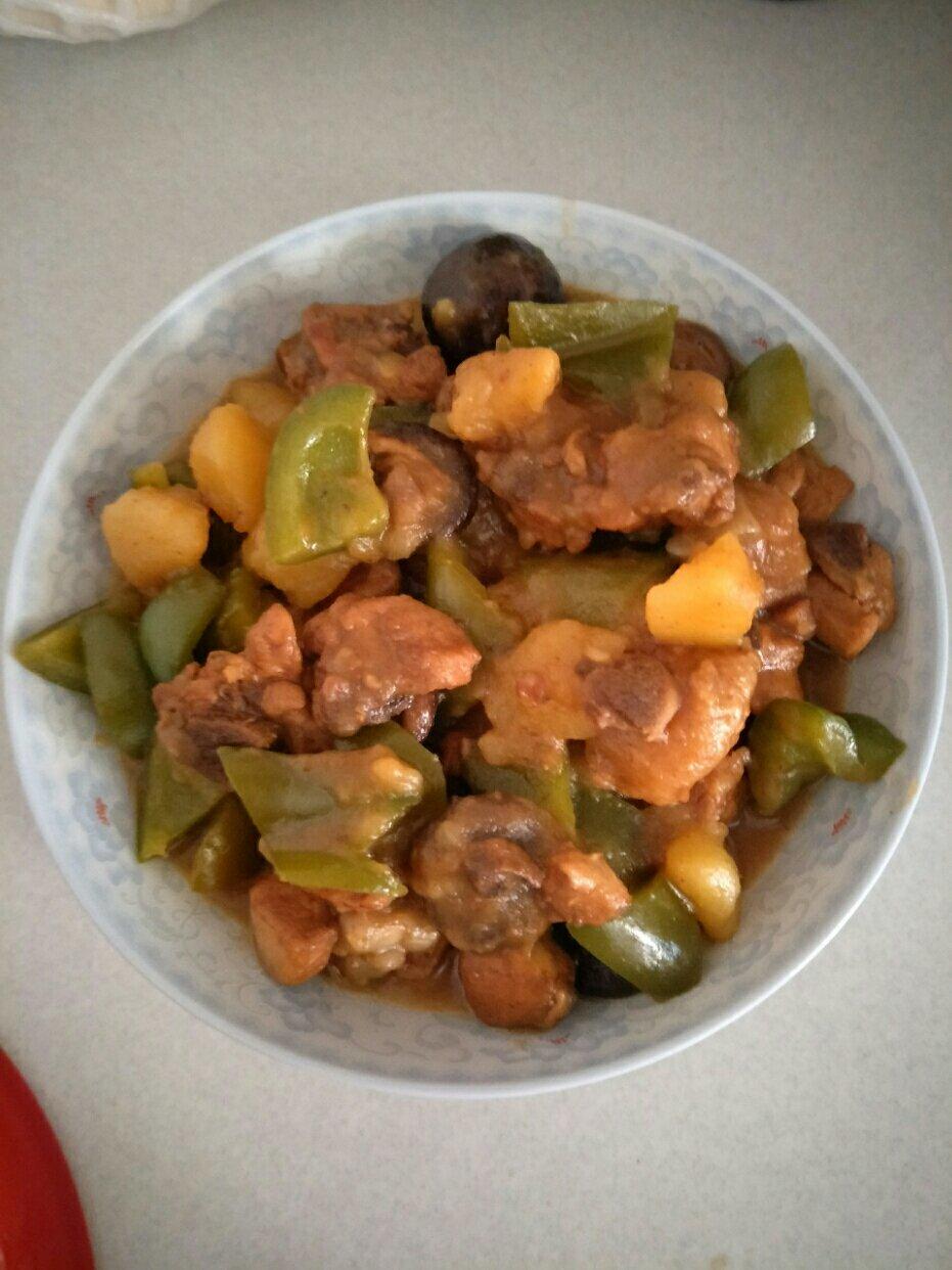 黄焖鸡米饭