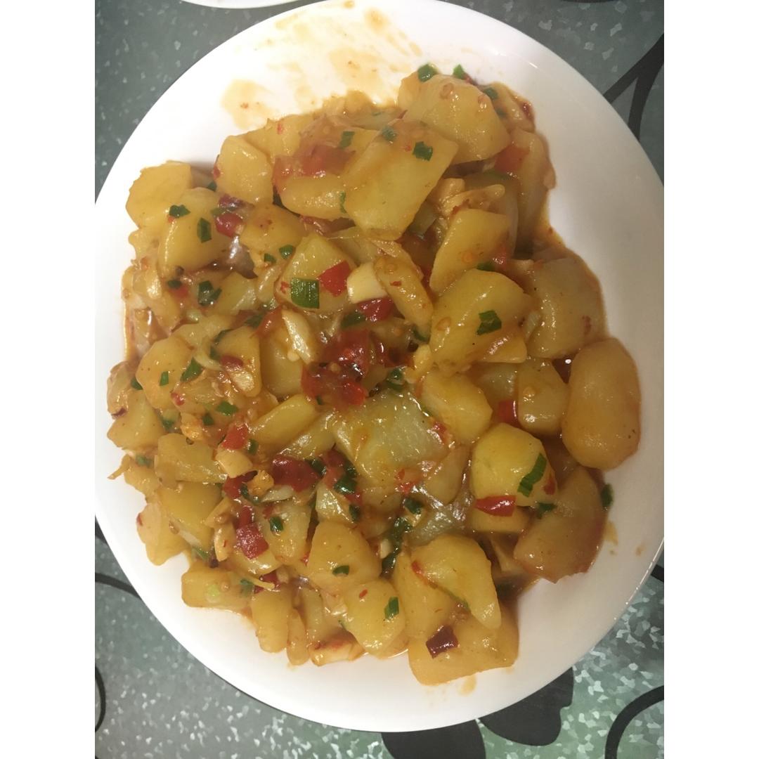 红烧土豆块