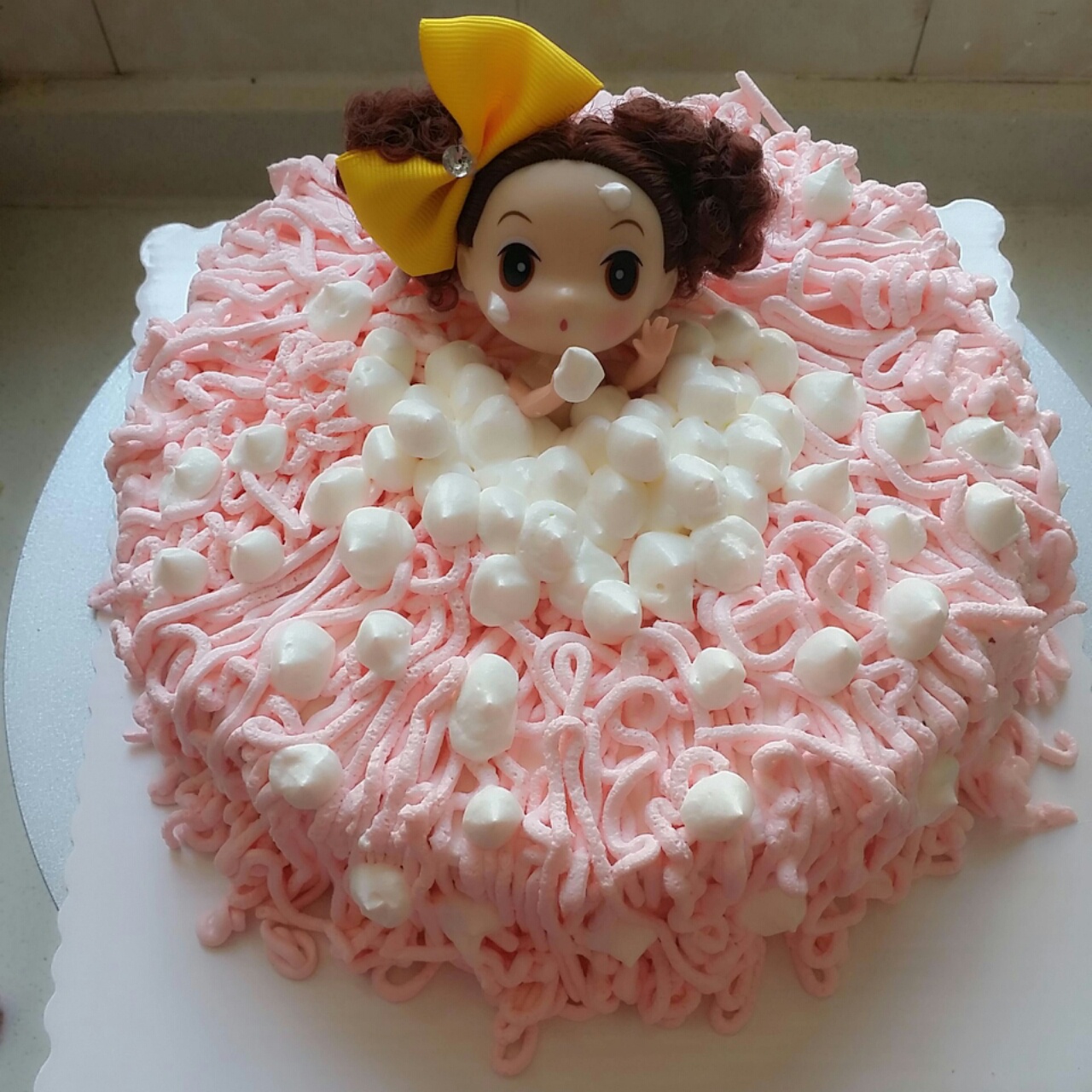 详细步骤制作泡泡浴娃娃蛋糕